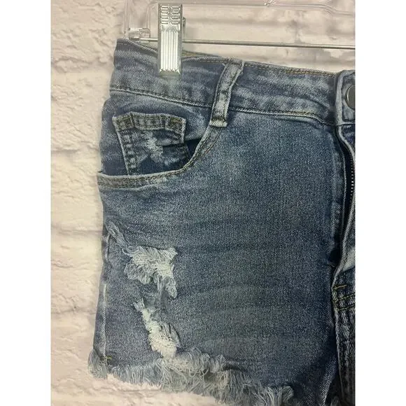 Light Wash Distressed Denim Jean Shorts - Size Medium - Picture 4 of 4